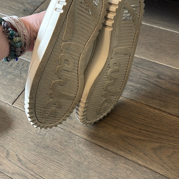 Clarks Cream Flats with Rugged Sole - Picture 10 of 12